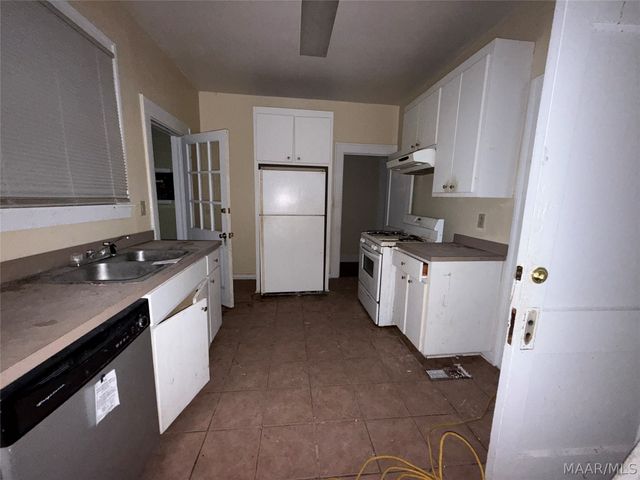 1608 Adams Street, Tuskegee, AL 36083