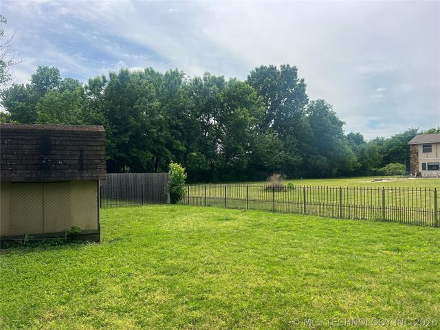22510 E 98th Street S, Broken Arrow, OK 74014
