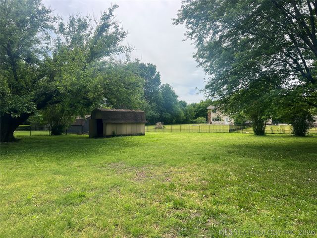 22510 E 98th Street S, Broken Arrow, OK 74014