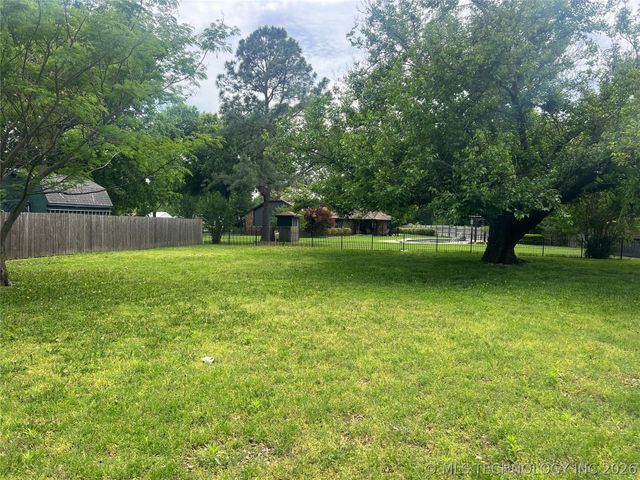 22510 E 98th Street S, Broken Arrow, OK 74014