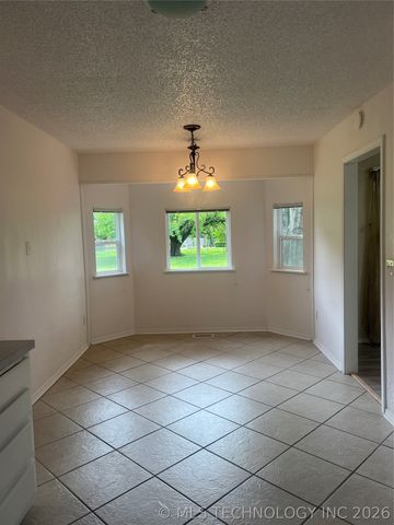 22510 E 98th Street S, Broken Arrow, OK 74014