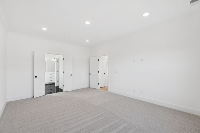 3204 Gravity Dr, Columbia, TN 38401