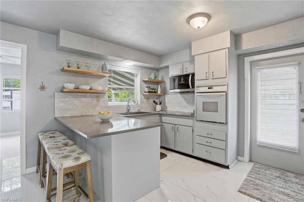 372 Altamont AVE, FORT MYERS, FL 33905 — exterior