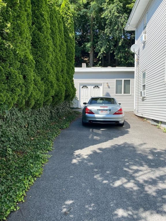 203 Gladstone Street R, Boston, MA 02128