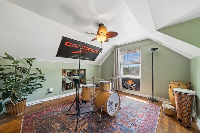 1320 Lebanon Church Rd, West Mifflin, PA 15236