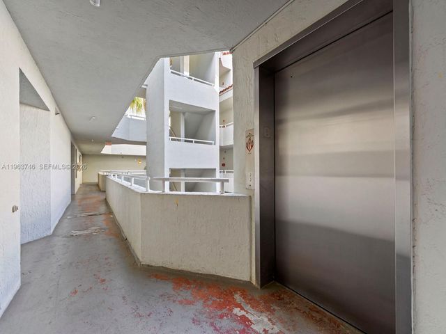 8365 SW 152nd Ave C-310, Miami, FL 33193