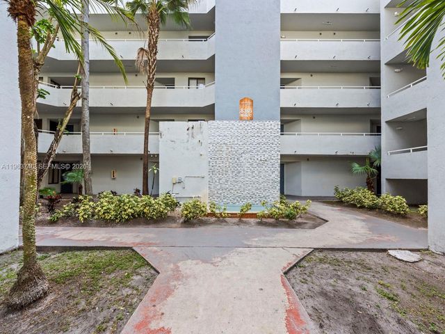 8365 SW 152nd Ave C-310, Miami, FL 33193