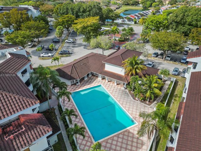 8365 SW 152nd Ave C-310, Miami, FL 33193