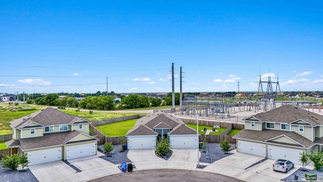 3417-3419 Lindsay Lane, Seguin, TX 78155