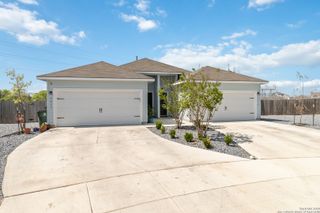 3417-3419 Lindsay Lane, Seguin, TX 78155
