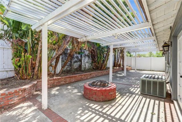 8073 Dowd Court, Fontana, CA 92336