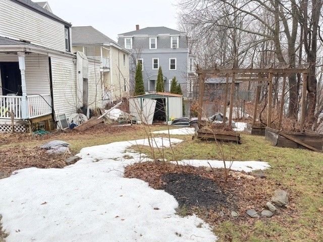 31 Arch Street, Haverhill, MA 01830