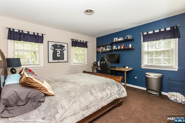 22 Sloping Hill Terrace, Wayne, NJ 07470