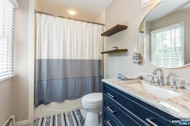 22 Sloping Hill Terrace, Wayne, NJ 07470