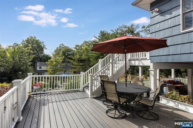 22 Sloping Hill Terrace, Wayne, NJ 07470