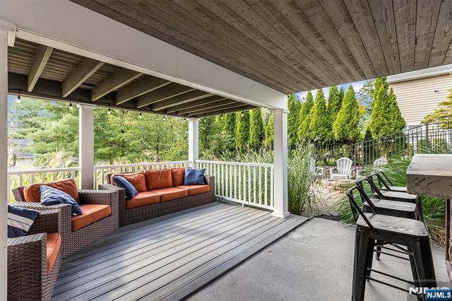 22 Sloping Hill Terrace, Wayne, NJ 07470