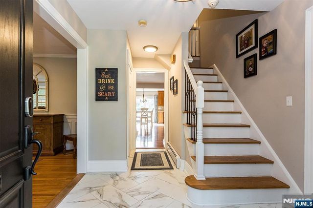 22 Sloping Hill Terrace, Wayne, NJ 07470