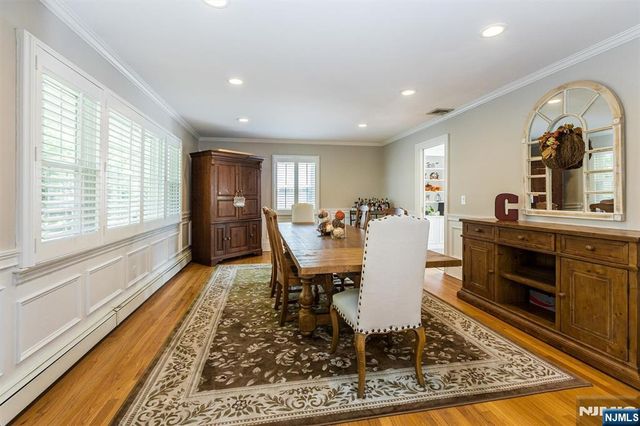 22 Sloping Hill Terrace, Wayne, NJ 07470