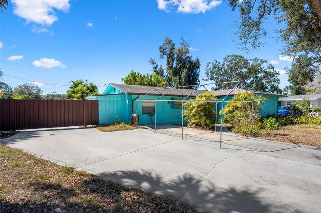 5310 HAYDEN BOULEVARD, Sarasota, FL 34232