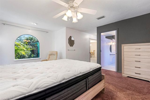 5310 HAYDEN BOULEVARD, Sarasota, FL 34232