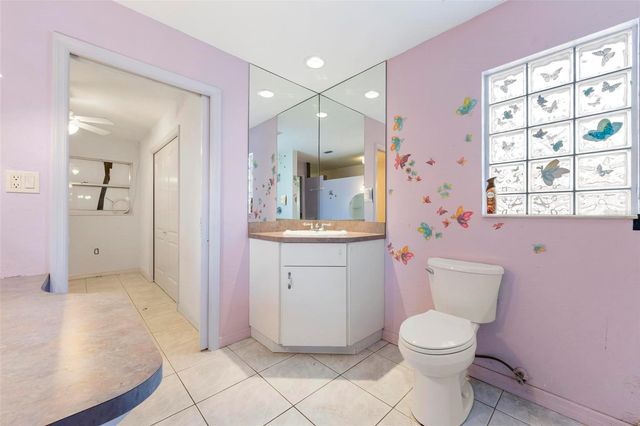 5310 HAYDEN BOULEVARD, Sarasota, FL 34232