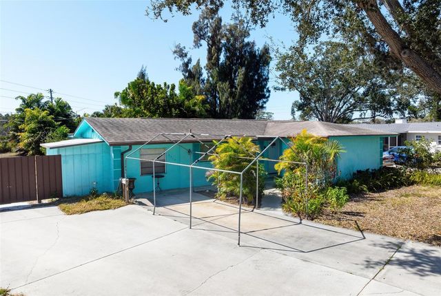 5310 HAYDEN BOULEVARD, Sarasota, FL 34232