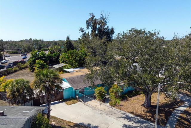 5310 HAYDEN BOULEVARD, Sarasota, FL 34232