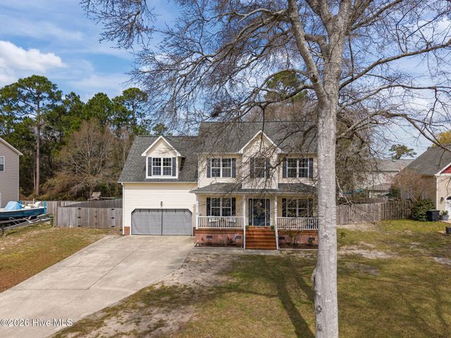 135 Shellbank Drive, Sneads Ferry, NC 28460