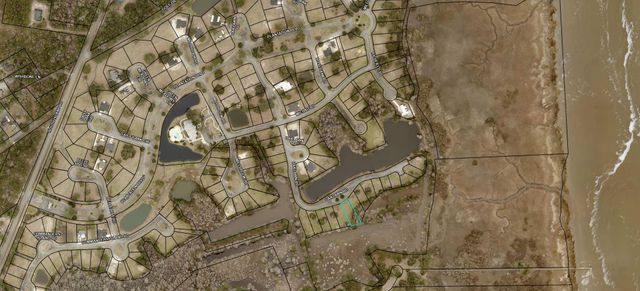129 Oaklawn Rd., Georgetown, SC 29440