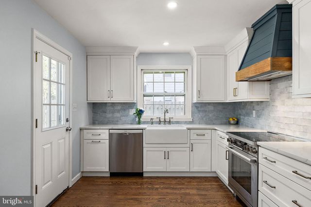 120 DICKINSON LN, Wilmington, DE 19807