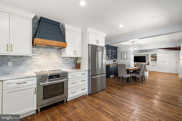 120 DICKINSON LN, Wilmington, DE 19807