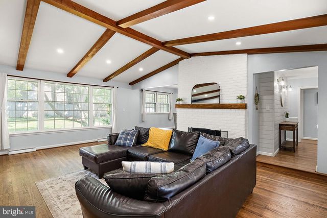 120 DICKINSON LN, Wilmington, DE 19807