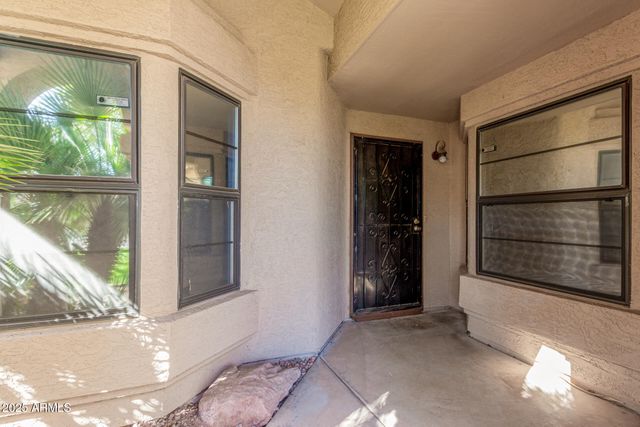 716 W BOXELDER Place, Chandler, AZ 85225