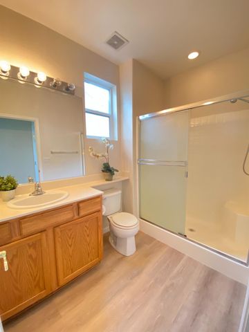 410 Sun Shower Cir, Sacramento, CA 95823