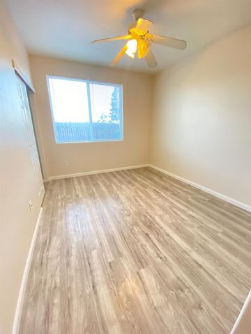 410 Sun Shower Cir, Sacramento, CA 95823