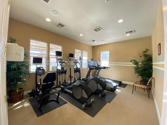 410 Sun Shower Cir, Sacramento, CA 95823