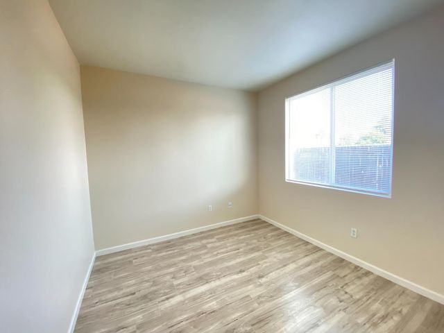 410 Sun Shower Cir, Sacramento, CA 95823