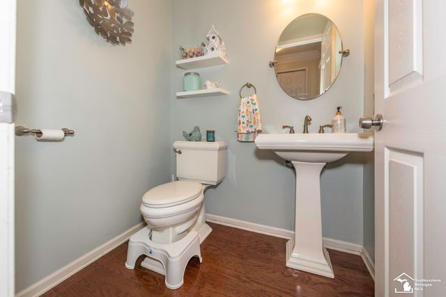 6131 Creekside Circle, Ypsilanti Twp, MI 48197