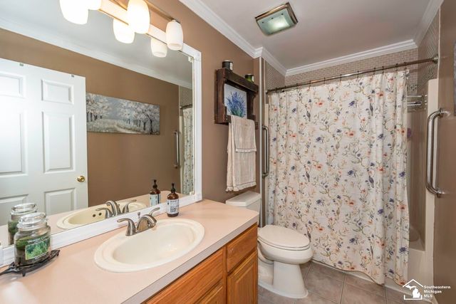 6131 Creekside Circle, Ypsilanti Twp, MI 48197