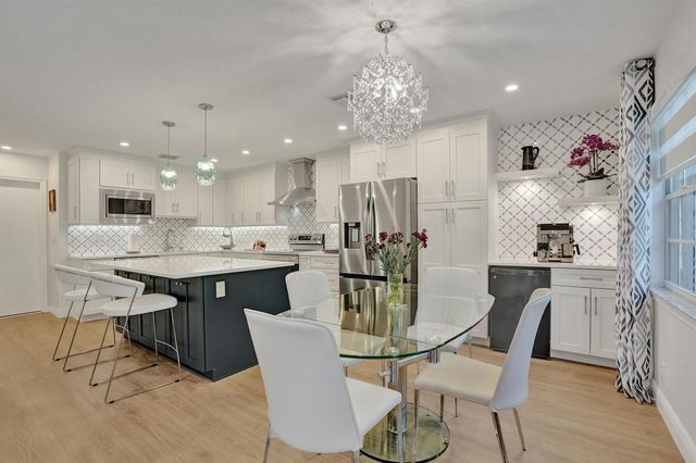 4921 Riverside Drive 606, Coral Springs, FL 33067