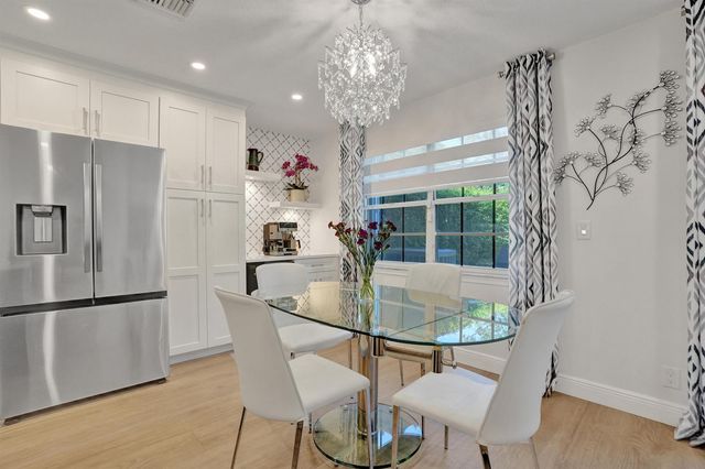 4921 Riverside Drive 606, Coral Springs, FL 33067