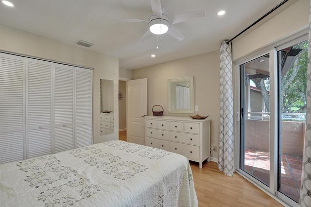 4921 Riverside Drive 606, Coral Springs, FL 33067