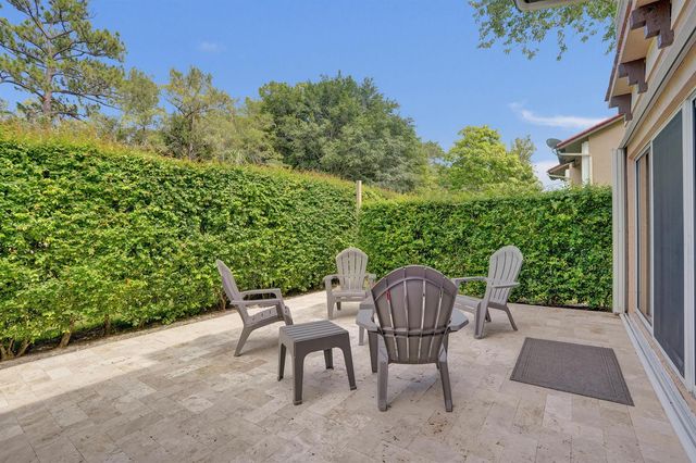4921 Riverside Drive 606, Coral Springs, FL 33067