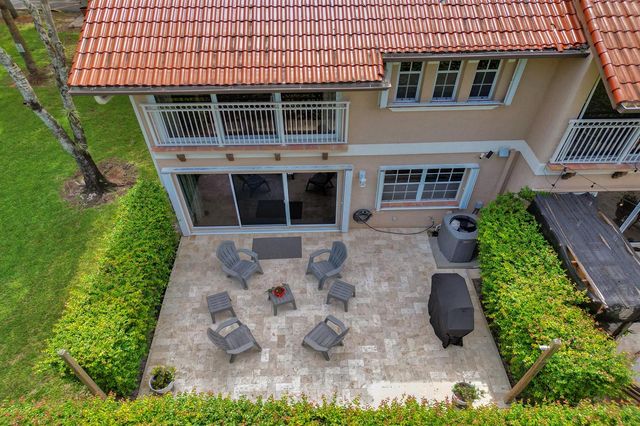 4921 Riverside Drive 606, Coral Springs, FL 33067