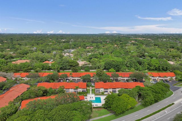 4921 Riverside Drive 606, Coral Springs, FL 33067