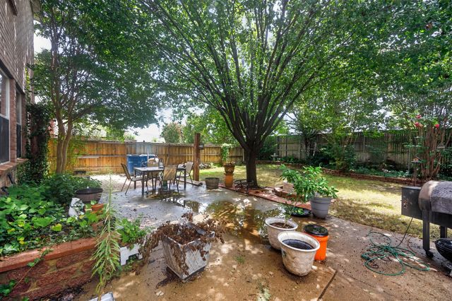 10610 Gleneagles Lane, Rowlett, TX 75089
