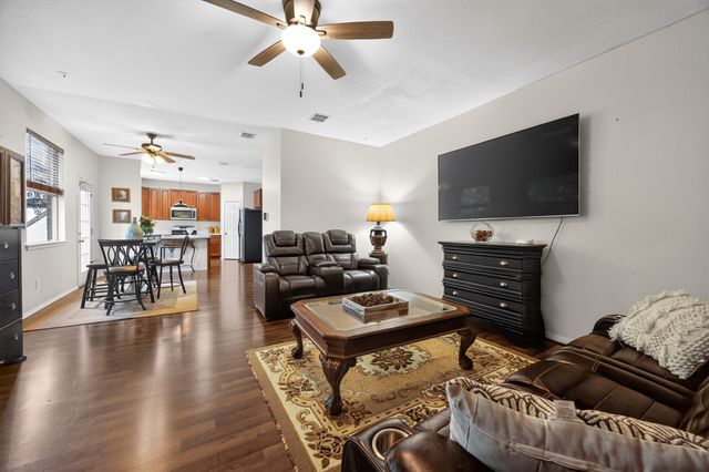 10610 Gleneagles Lane, Rowlett, TX 75089