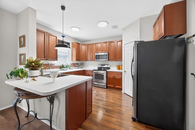 10610 Gleneagles Lane, Rowlett, TX 75089
