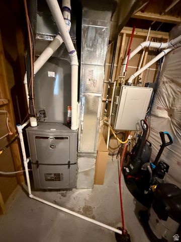 128 N FOXMOOR WAY, Saratoga Springs, UT 84045