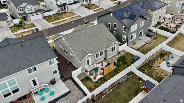 128 N FOXMOOR WAY, Saratoga Springs, UT 84045